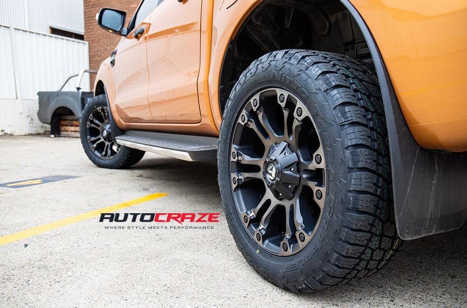 FORD-RANGER-VAPOR-BLACK-MACHINED-WITH-DARK-TINT